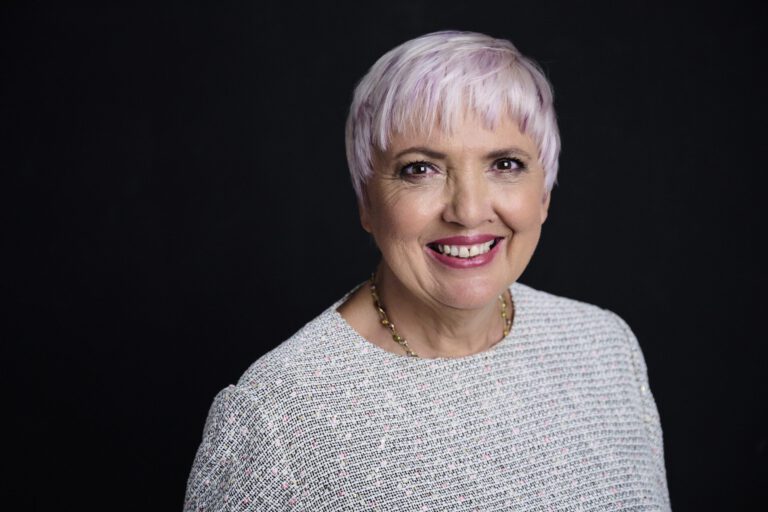 Claudia Roth kommt nach Aichach